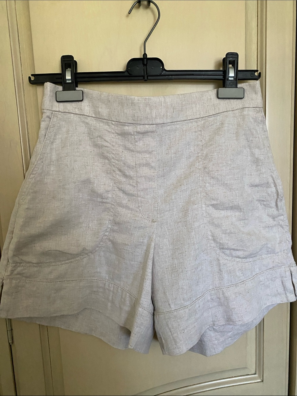 Banana Republic Factory Light Beige Linen-Blend Women's Shorts